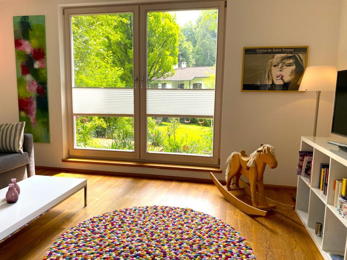 Atelier Apartment *
